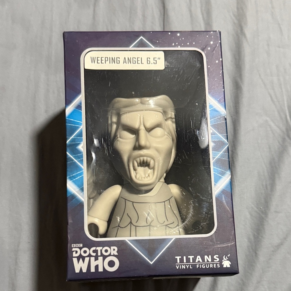 Doctor Who Weeping Angel Vinyl Figure